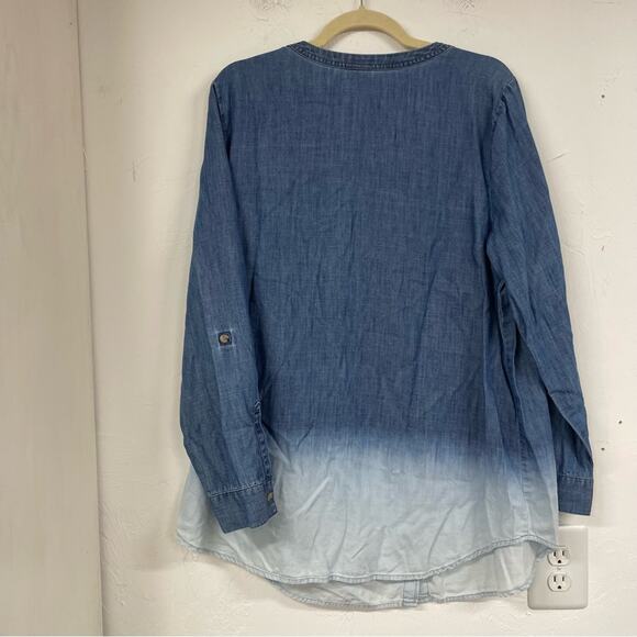 J Jill Chambray Dip Dye Long Sleeve Button Front Blouse Womens L Blue Coastal - Picture 8 of 8